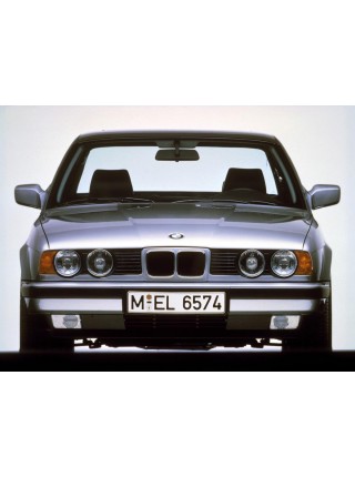 Подкрылок BMW E34 1988-1996 г.в. передний левый